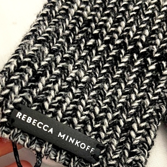 Rebecca Minkoff NWT Black White Beanie-Style Arm Warmers / Cuffs Fall Winter - Picture 2 of 5